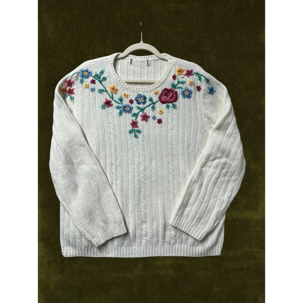 Vintage Style White Cable Knit Floral Embroidered Crew Neck Sweater Pullover
